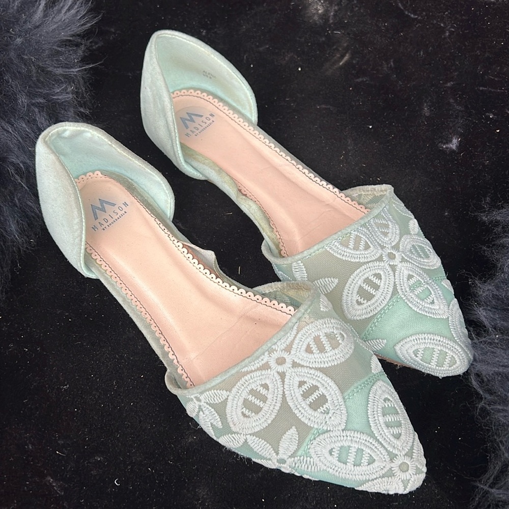 Madison mesh flats